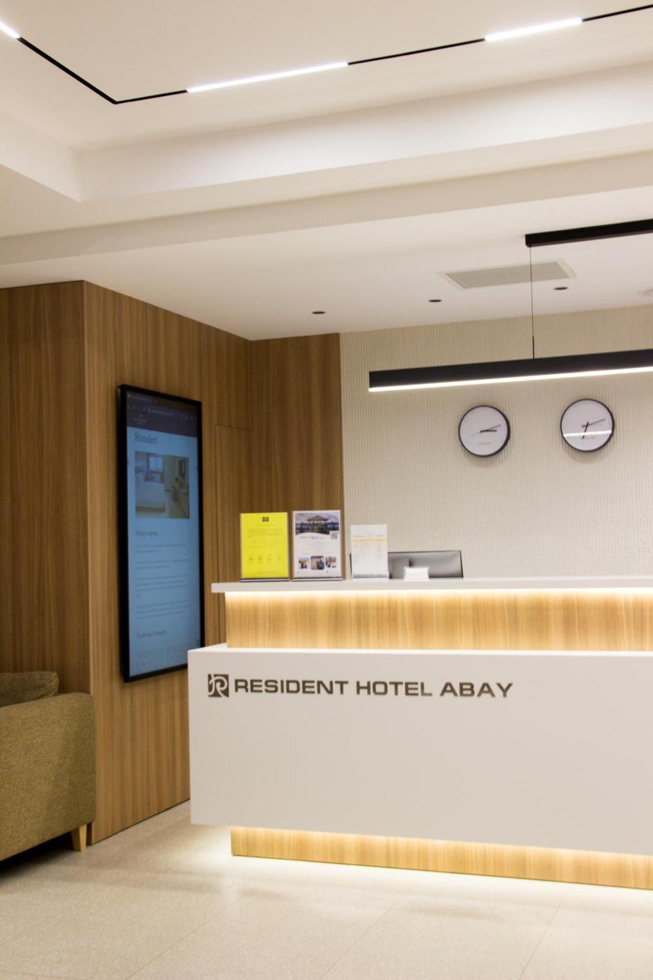 Resident Hotel Abay Almaty Eksteriør bilde